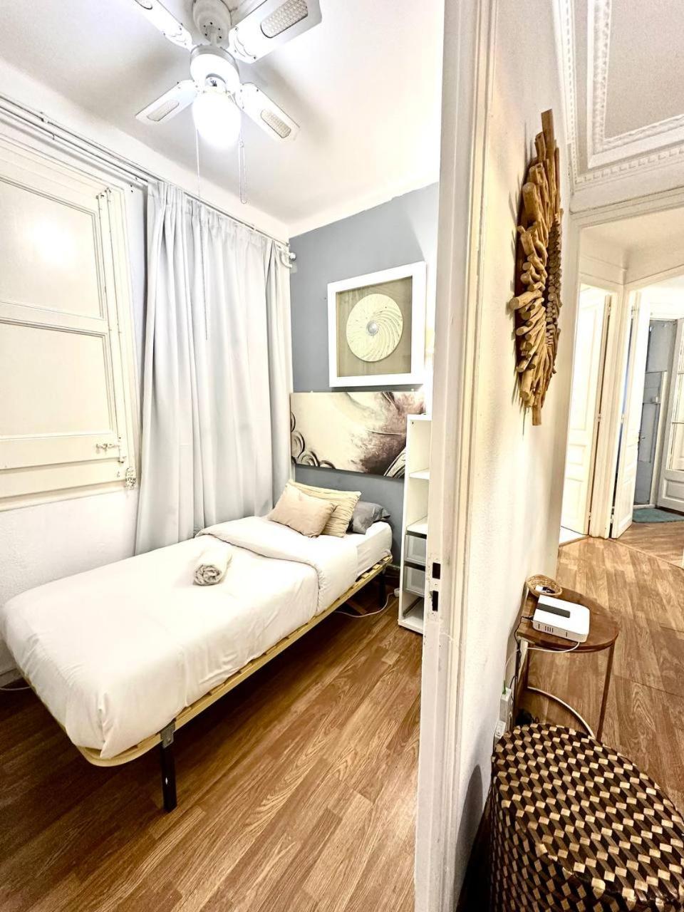 Big And Bright Apartment Bcn 巴塞罗那 外观 照片